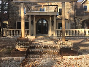 glen gery natural clay brick stone inlay grouted walk old westbury european italian villa style reclaimed wood